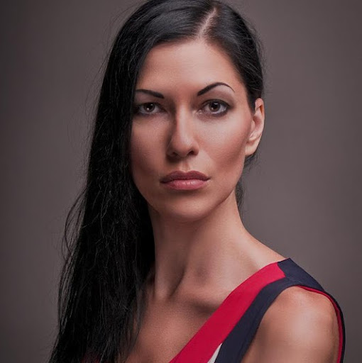 Lisa Jameson Photo 7