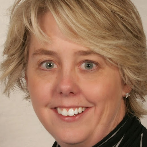 Catherine Simpson Photo 9