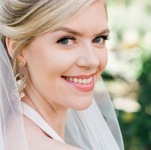 Lindsey Davis Photo 20