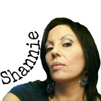 Shannon Meyers Photo 6