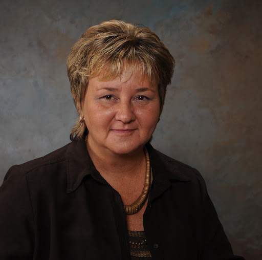 Connie Lester Photo 31