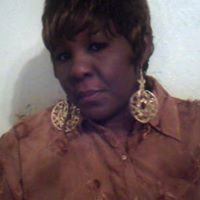 Elizabeth Bradley Photo 21