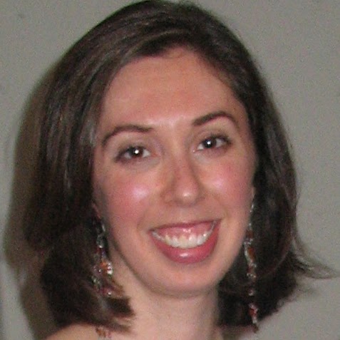 Sara Mills Photo 33