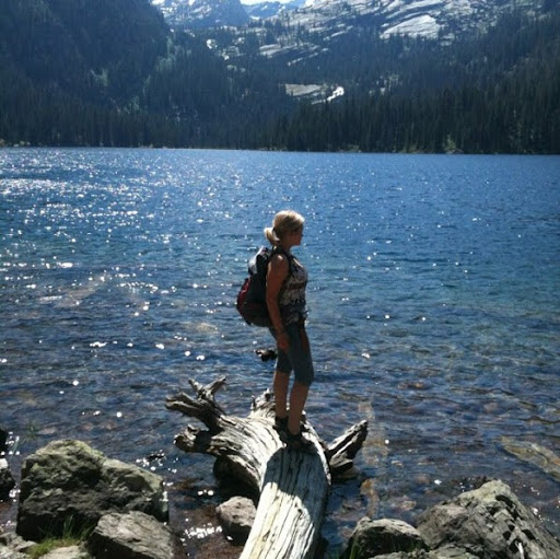 Leslie Cole Photo 13