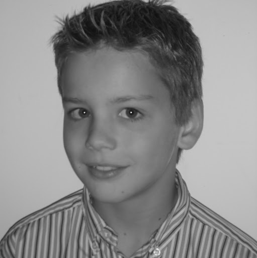 Harry Simmons Photo 10