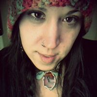 Sarah Hunt Photo 21