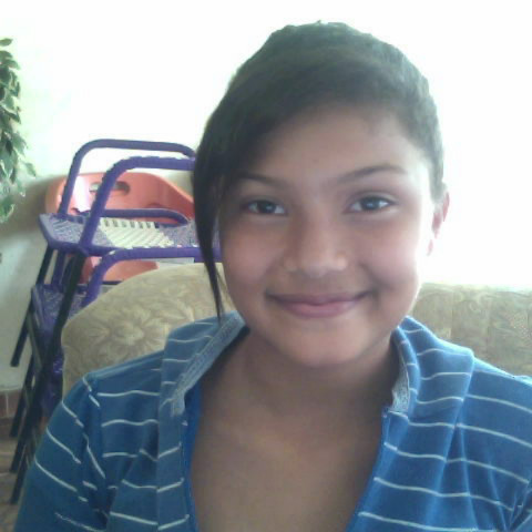 Damaris Gil Photo 15