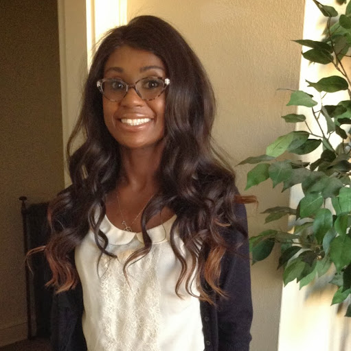 Michelle Hilliard Photo 24