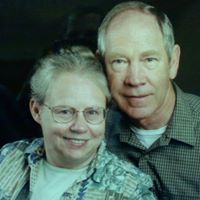 Linda Carson Photo 22