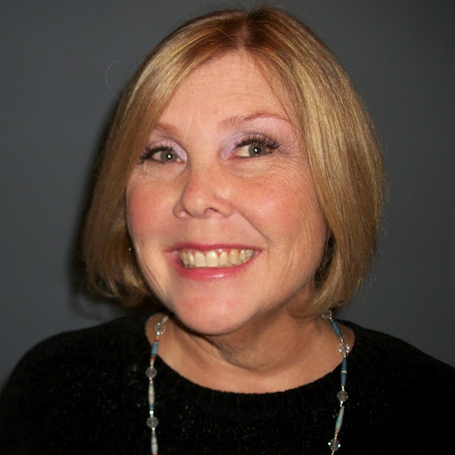 Julie Sharp Photo 34