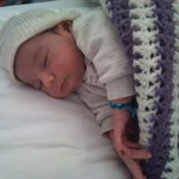Angelina Lowe Photo 5