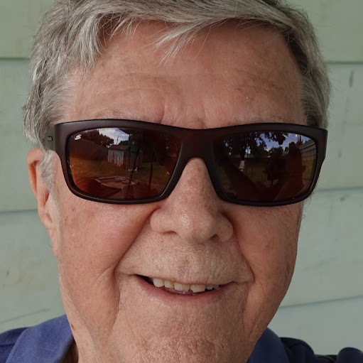Kenneth Pearson Photo 32