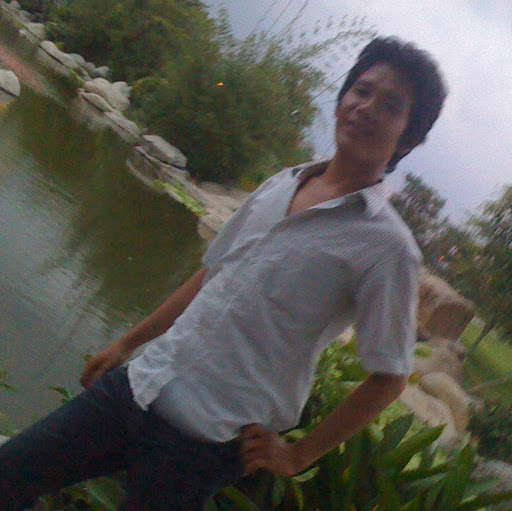 Quoc Trinh Photo 26