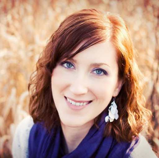 Laura Stapleton Photo 13
