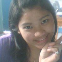 Tricia Santos Photo 9