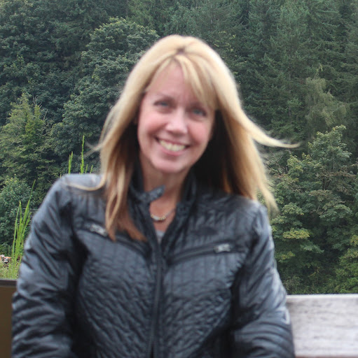 Cindy Carpenter Photo 38