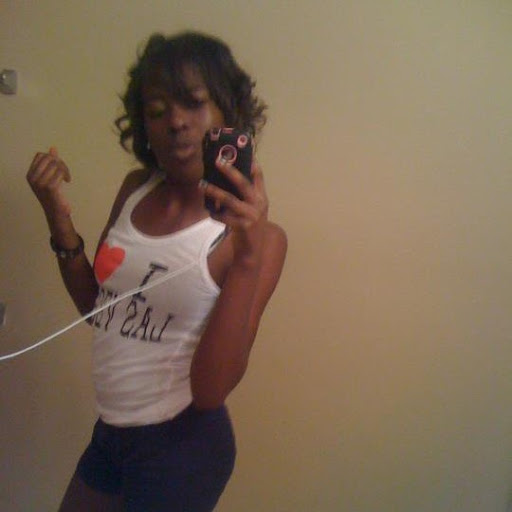 Michelle Guinn Photo 5
