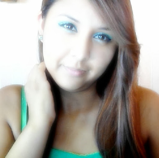 Alice Garcia Photo 45