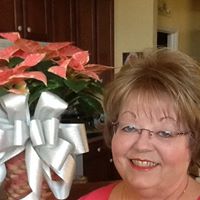 Sally Hull Photo 26