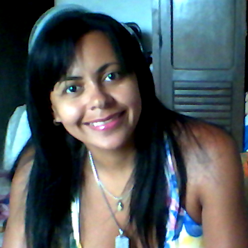 Luz Santos Photo 6