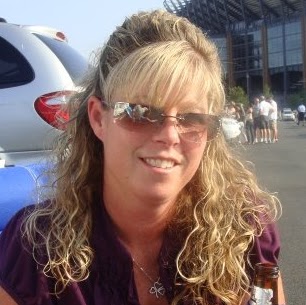 Michelle Guth Photo 17
