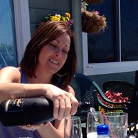 Laura Clemons Photo 17