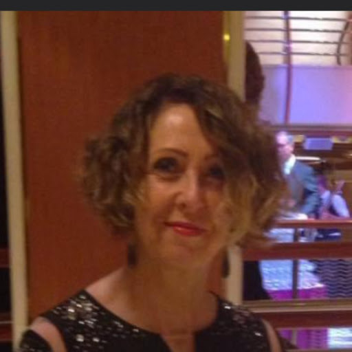 Gillian Richardson Photo 15