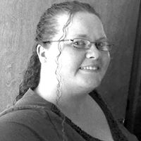Heather Hooper Photo 37