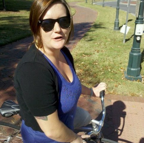 Sarah Shanks Photo 24