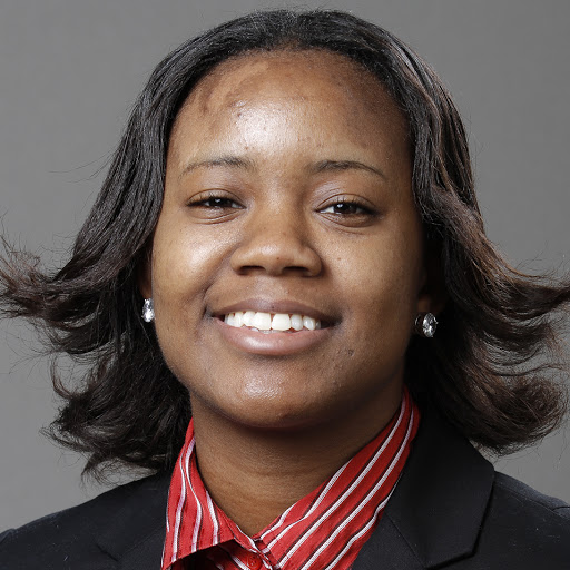 Regina Brown Photo 13