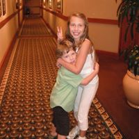 Andrea Knox Photo 14