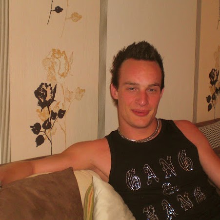 Rene Rowe Photo 15
