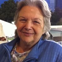 Anne Carr Photo 37