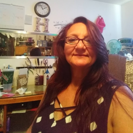 Helen Garrett Photo 18