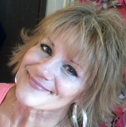 Debra Howard Photo 26
