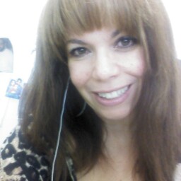 Kathleen Hardy Photo 21