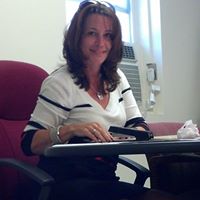 Michele Maloney Photo 18