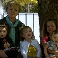 Suzanne Hardy Photo 10