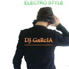 Rene Garcia Photo 28