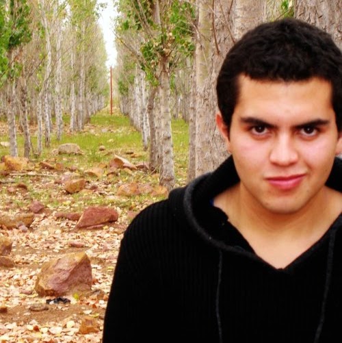 Julio Fierro Photo 13