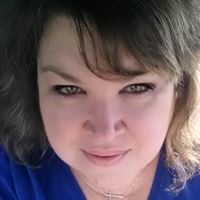 Kristin Hall Photo 17