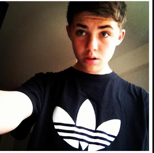 Joey Page Photo 15