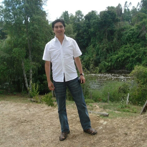 Cristian Gomez Photo 32