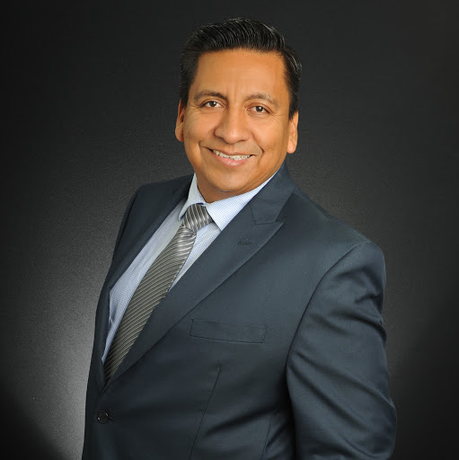 Adan Bautista Photo 5