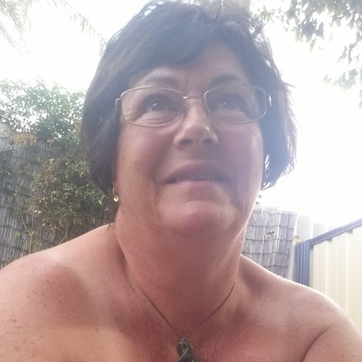 Jo Cole Photo 38