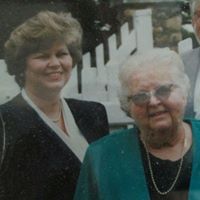 Carol Campbell Photo 26