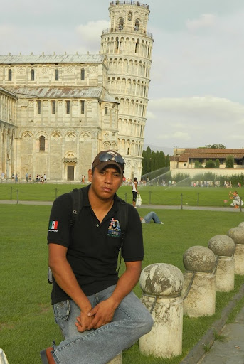 Felix Aguilar Photo 4
