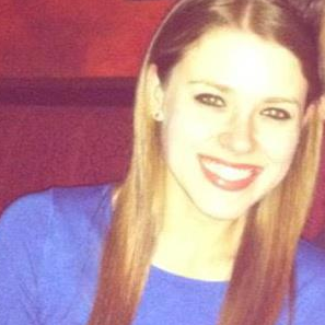 Lindsay Webb Photo 25