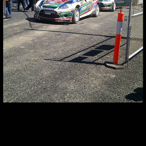 Gordon Russell Photo 24