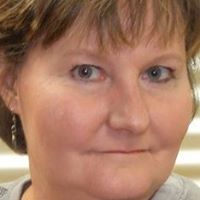 Sandra Dyer Photo 17